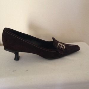 Fire sale!!!. Prada like new gorgeous brown