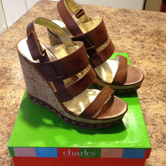 Charles by Charles David wedges