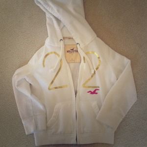 Hollister hoodie!