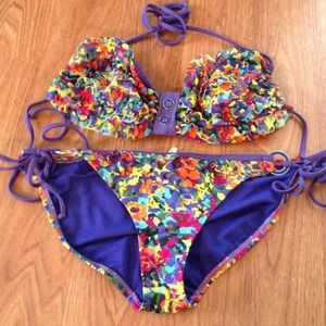 2 piece bathing suit(med)