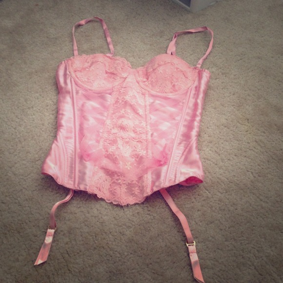 ❌SOLD in a bundle❌Pink lingerie top