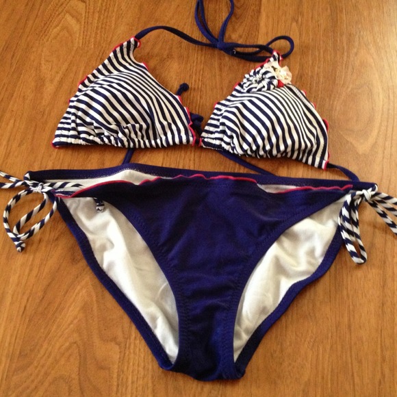 2 piece bathing suit