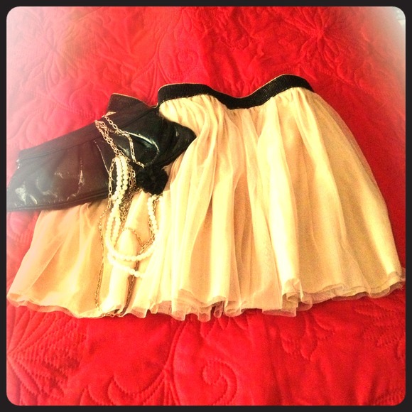 💥Sold💥Adorable mini skirt