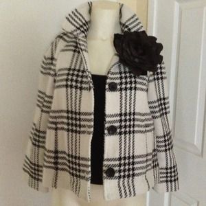Gap black & white plaid jacket