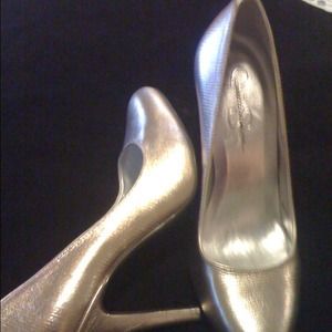 Jessica Simpson Silver & Gold Dress