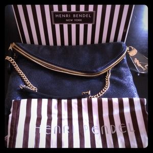 SOLD 🌟Authentic Henri Bendel Bag 🌟🎀