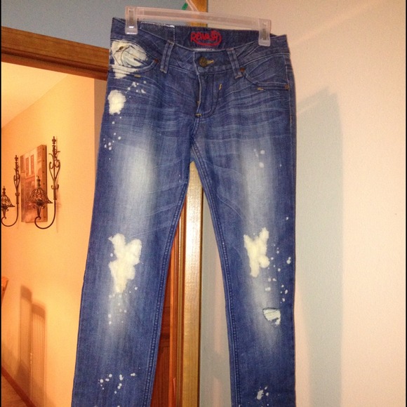 Traded! Rewash skinny jeans size 27/32. Adorable