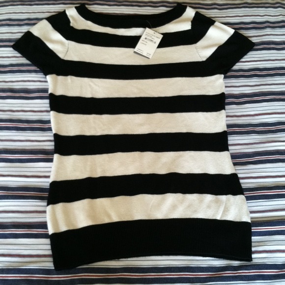 ⭐⭐SOLD⭐⭐SOLD⭐⭐Olivia Sky black combo top