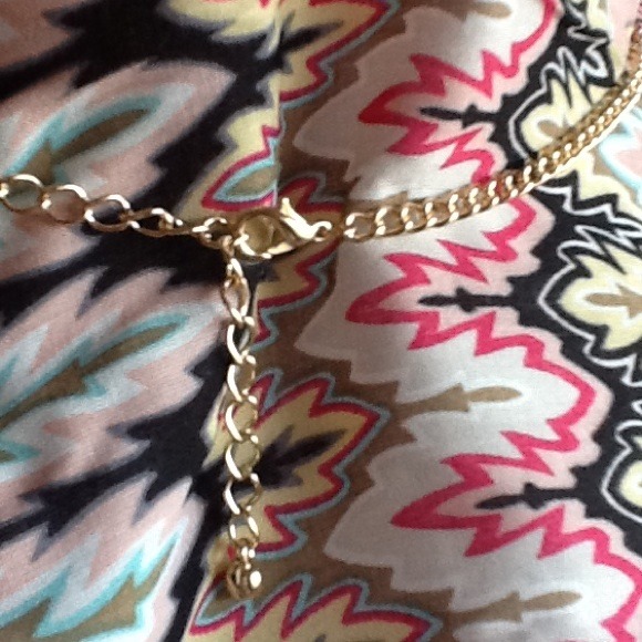 BUNDLED! Turquoise Aztec Design Statement Necklace - Picture 3 of 4
