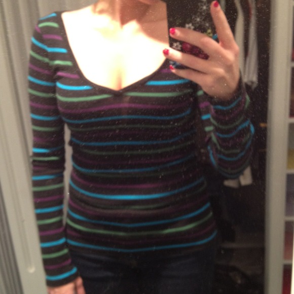 Long sleeve black shirt with dif color stripes