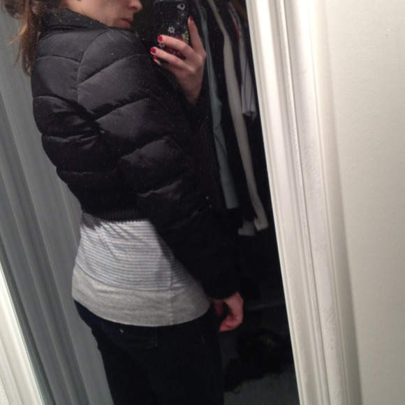 Short black Guess bubble jacket - Picture 3 of 3
