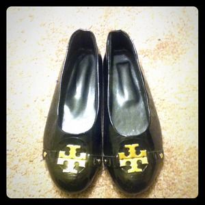 Tory inspired ballet flats