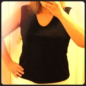 Black Cami/shell!!