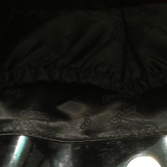 Perfect condition betsey Johnson purse! - Picture 3 of 3