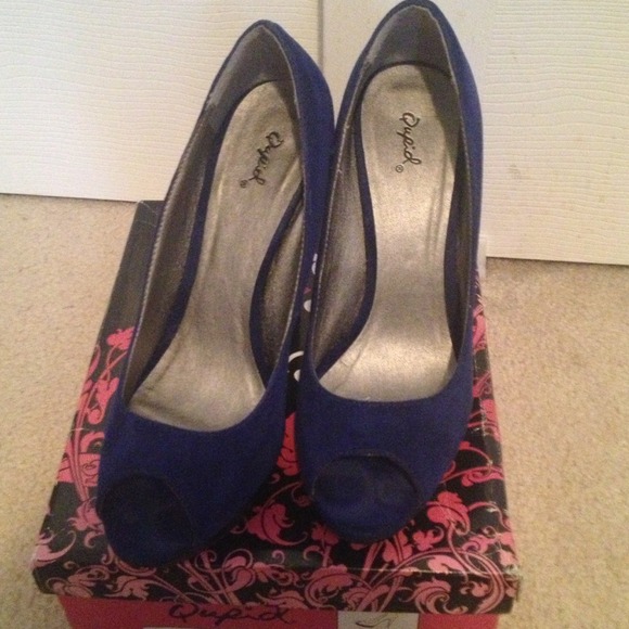 Colbalt blue suede heels
