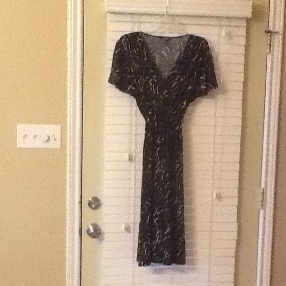 Black print jersey dress