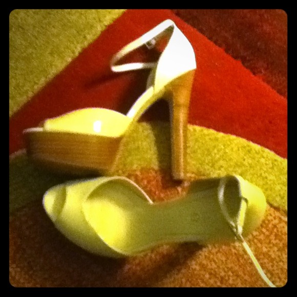 ALDO pump shoes worm only 2 times.