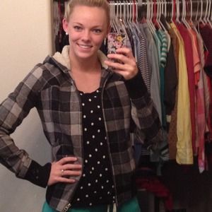 BUNDLED Checkered jacket and striped top
