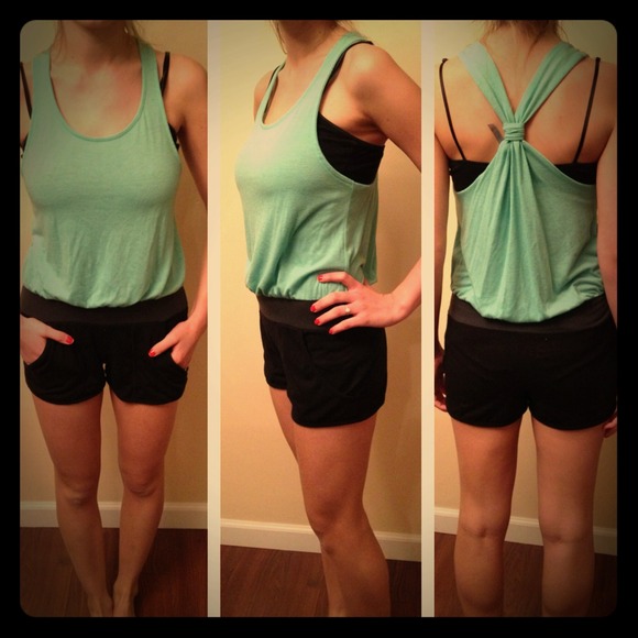 SOLD IN BUNDLE- Urban Outfitters  Cotton Romper - Picture 1 of 3