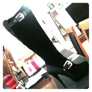 ***TRADED*** Black Zip Up Boots👢