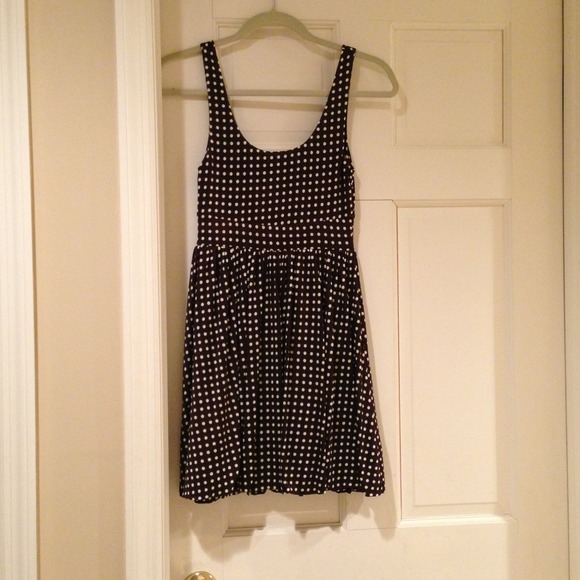 PRICE BREAK!! Alice+Olivia polka dot poof dress.
