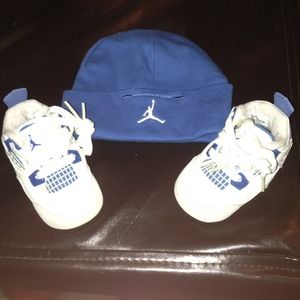 CHILDREN'S JORDAN'S & JORDAN HAT