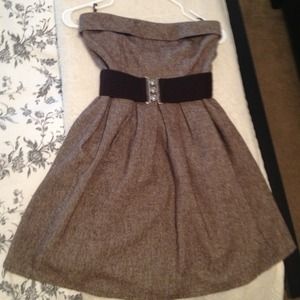 Twead colored dress with chocolate brown belt.