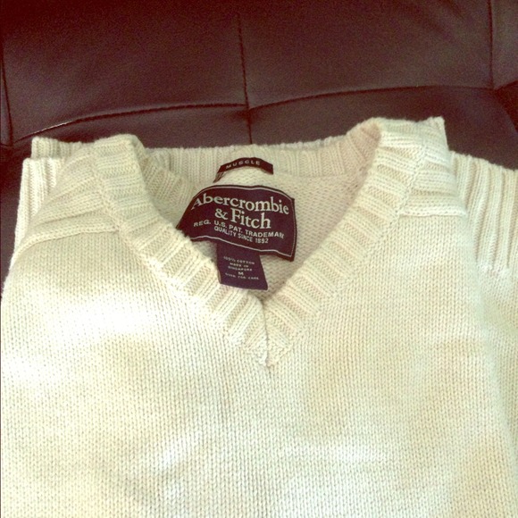 SOLD Abercrombie & Fitch