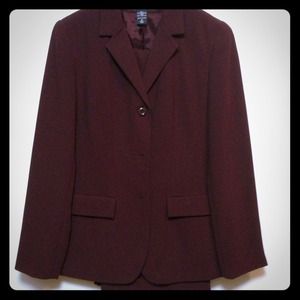 Women's 2 pc professional suit
