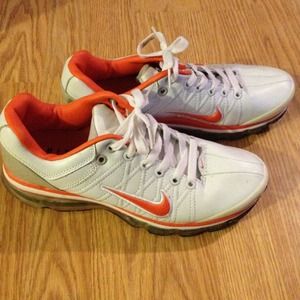 Nike Air sneakers size 8.5 ❗Just Reduced❗