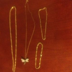 2 bracelets, 2 necklace bundle