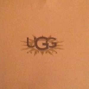 UGG Shoreline Brown Suede Boots