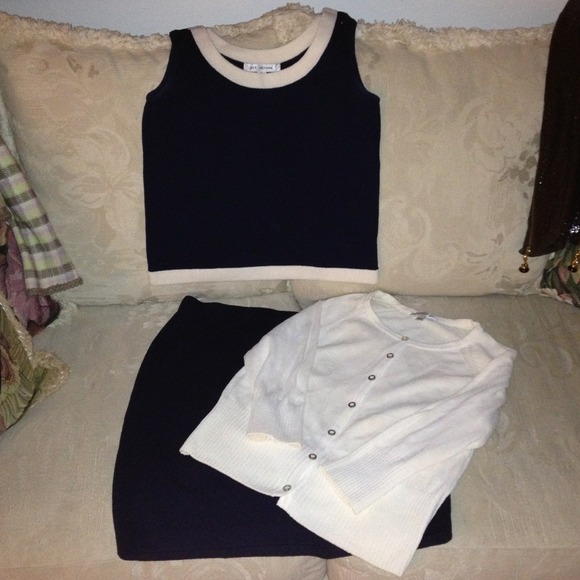 ST JOHN SKIRT SWEATER AND SHIRT SET PENDING SALE