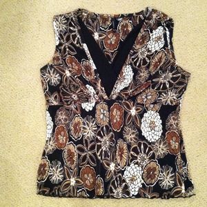 Beautiful dressy sleeveless top