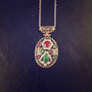 Long oval pendant