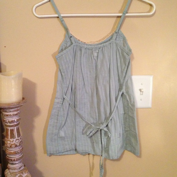 Teal tank - Picture 3 of 3