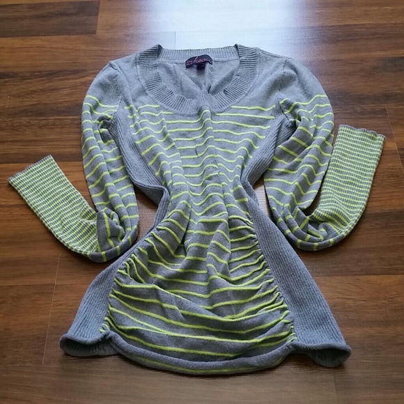 grey long sleeve sweater with yellowgreen stripes
