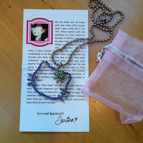 SOLD!!! Tarina Tarantino Hello Kitty Retail $125 - Picture 4 of 4