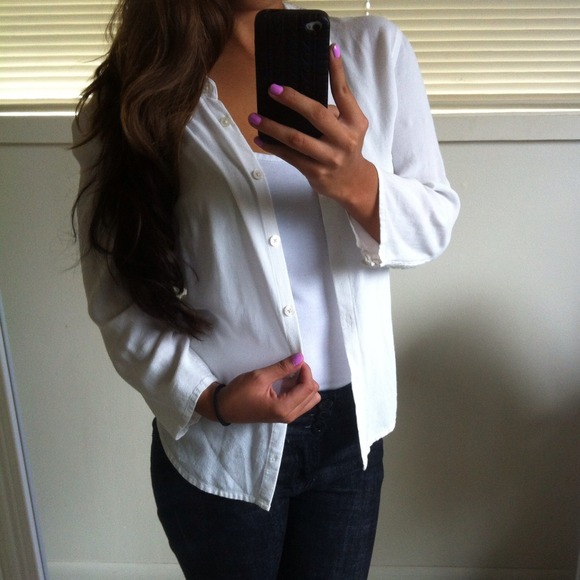 ❌SOLD❌Armani Exchange button up top