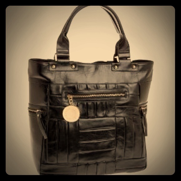 💢SOLD💢. ✨Brand New✨Charles David Caprice Tote