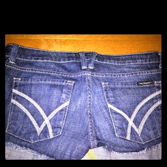 William Rast Scarlet Jean Shorts 28