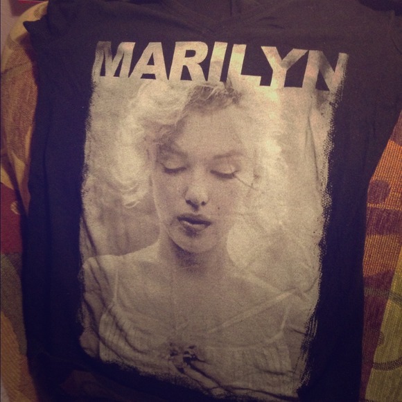 Black Marilyn Monroe V-Neck Top