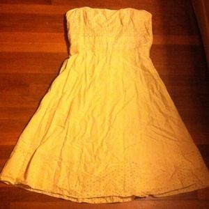 AMERICAN EAGLE eyelet dress