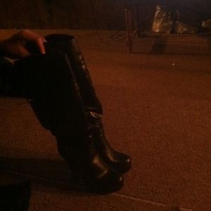 Brand new never been worn Pravda Boots