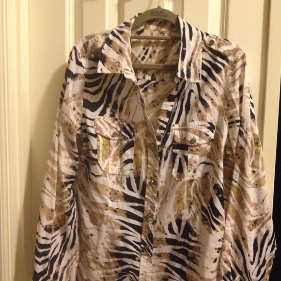 Michael Kors animal print button up (L)