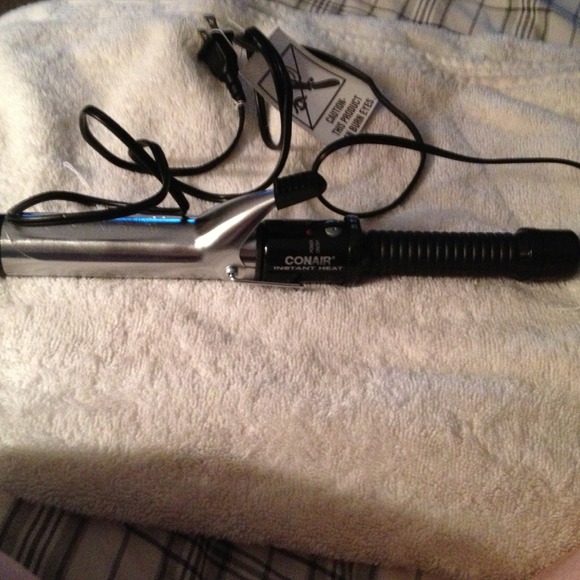 Conair curling iron used once