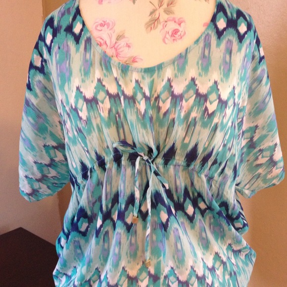 SOLD-  H&M Top and jean capris