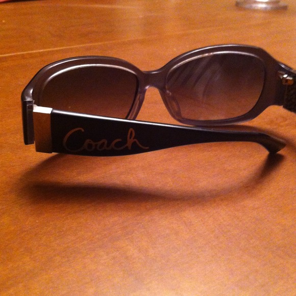 Coach sunglasses (Whitney style) - Picture 1 of 3