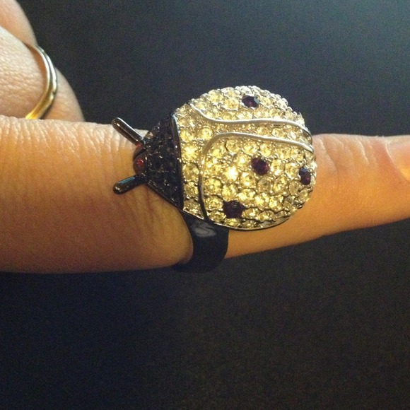 Jewelry - Lady Luck ring size 8