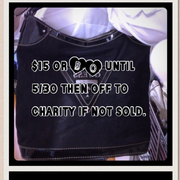 ** Black GUESS Purse